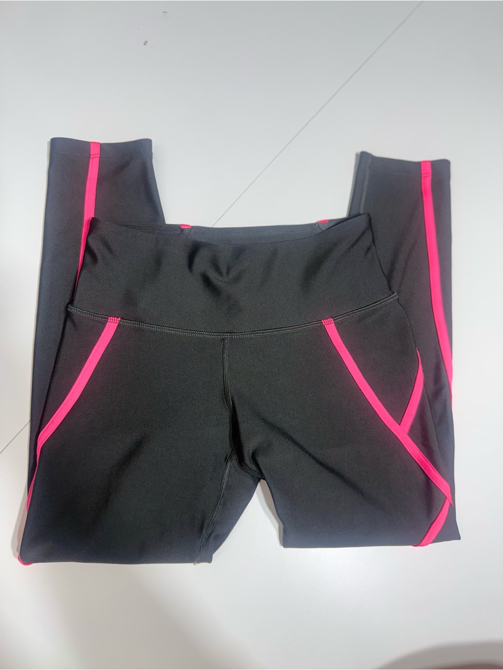 Under Armour Black Leggings with Hot Pink Trim - Girls